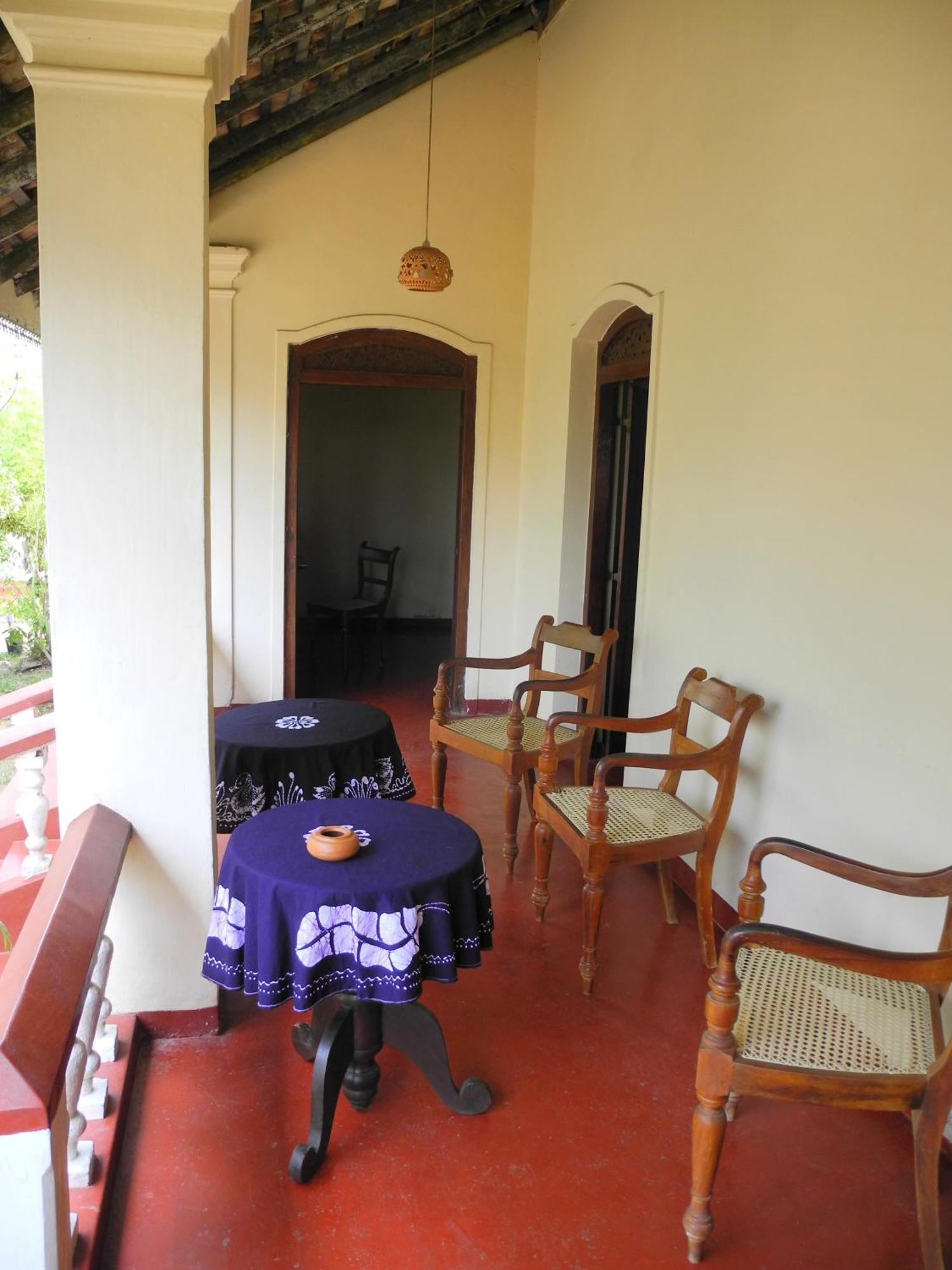 Top Of The Hill Guesthouse Weligama Esterno foto